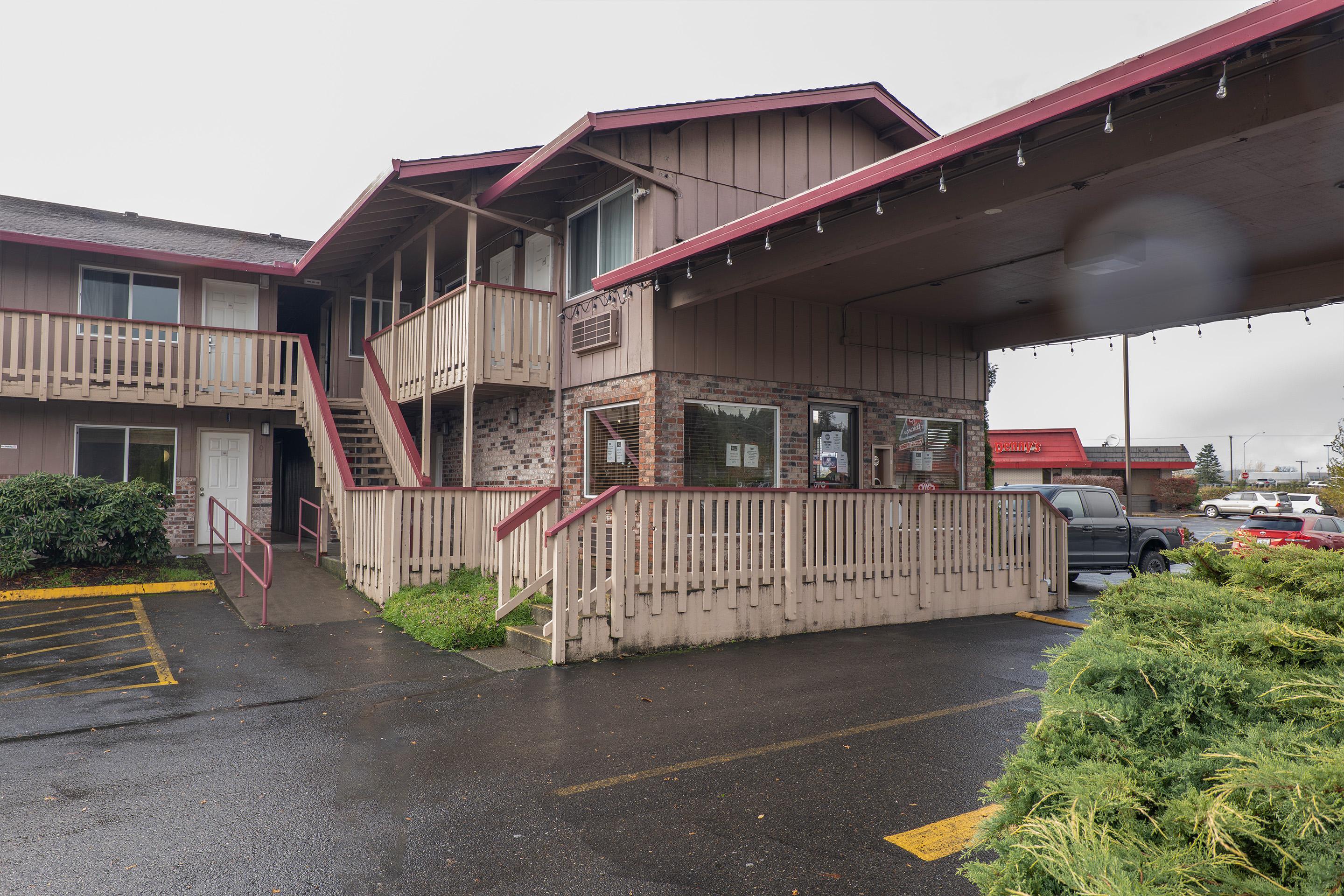 Oyo Hotel Chehalis I-5 South Exterior photo